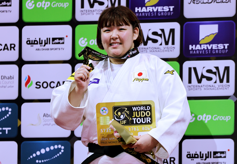 世界選手権金メダルの 冨田若春選手（78㎏超級）